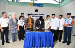 Presiden Resmikan Bandara Wiriadinata