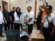 Bupati Tanggamus Dewi Handajani Kunjungi Korban Banjir Di Pekon Sukamulya Kec Pugung