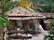 Dengan Program Penerima Manfaat (PKH) Di Kabupaten Tanggamus Diharapkan Keluarga Penerima Manfaat (KPM) Dapat Segera Keluar Dari Kondisi Kemiskinan