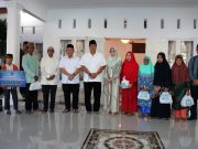 Kapolda Lampung Serahkan Bantuan Yang Dipusatkan Di Rumah Dinas Bupati Tanggamus