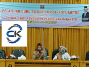 Ketua Kwartir Cabang (Ka.Kwarcab) Pramuka Kota Metro Isi Materi Pelatihan Guru SD Dan SMP Se-Kota Metro