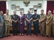 Bupati, Sekda Dan 11 Kepala Organisasi Pemerintah Daerah (OPD) Tanggamus Tandatangani Komitmen Bersama
