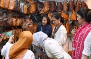 Ibu Negara ‘Kunjung Pasar’ Beringharjo Yogyakarta