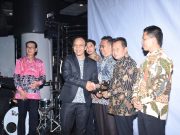 Wakil Bupati Tulang Bawang Barat Terima Penghargaan Kontribusi Pengelolaan Tata Ruang
