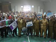 Bupati Lamtim Beri Bantuan Hibah Kepada Masyarakat