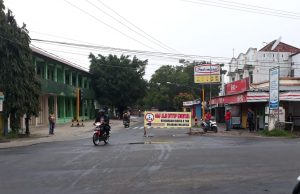 Jalan Budi Utomo Kelurahan Margorejo Metro Di Tutup, Kok Bisa…..???