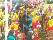 Mardiyah dan Astuti Menangis Sambil Memeluk Haru Putri Ernawati Zaiful Bokhari