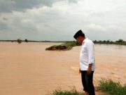 Anggota DPRD Lampung Tinjau Tanggul Way Katibung Lamsel