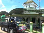 Paguyuban Driver L300 Dan team Pupet Comuniti Tanggamus Lakukan Penyemprotan Disinfektan