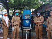 Cegah Covid-19, Dinas PUPR Tubaba Pasang ACT Portable Dan Bagikan Masker Gratis Untuk Masyarakat