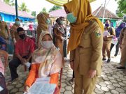 Bupati Tanggamus Kembali Beri Bantuan Ke Warga Berdampak Covid 19
