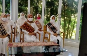 Cornelia Umar Vicon dengan TP – PKK Provinsi Lampung