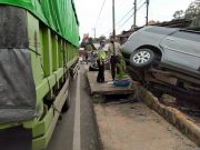 Kecelakaan Beruntun Di Jalan Lintas Barat Kecamatan Gisting Tanggamus