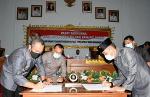 Bupati & Ketua DPRD TuBaBa Tandatangani MoU KUA-PPAS APBD 2020