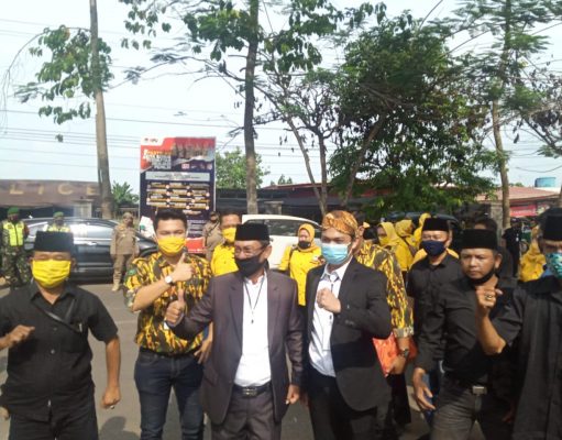 Ampian – Rudi (ABDY) Daftar Ke KPU Metro