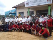 Bupati Mesuji Beri Bantuan Ke Warga Di Balai Desa Muara Tenang Timur Mesuji