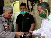 Warga Serahkan Senjata Api Rakitan Ke Polres Mesuji