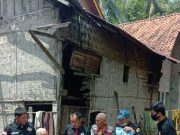 LSM MP3 Tanggamus Beri Bantuan Sembako Di 2 Kecamatan