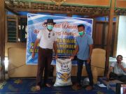 Panen Lele, Pemuda Desa Ngindeng Undang Ipong