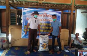 Panen Lele, Pemuda Desa Ngindeng Undang Ipong