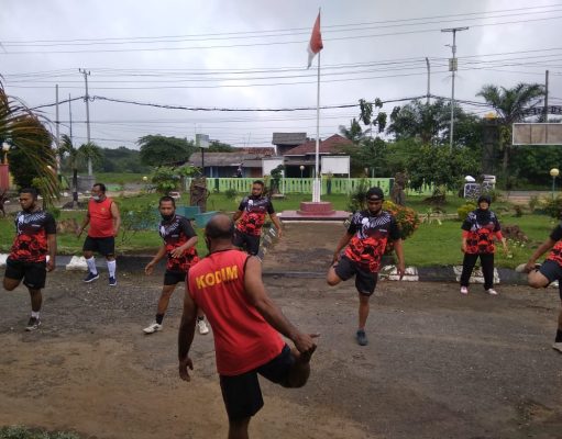 Koramil 411-11/Terbanggi Besar Kodim 0411/LT Lakukan Olahraga Bersama