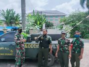Koramil 411-01/Metro Bersama DPC HIPAKAD Kota Metro Lakukan Giat Gotong – Royong