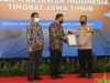 PWI Jatim Serahkan Penghargaan Bagi Kapolda