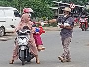 Trader Peduli Indonesia Kota Metro Bagi 5000 Masker KN95