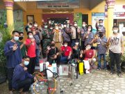 Jelang Idul Adha 1442 H, Trader Peduli Indonesia (TPI) Semprot Sejumlah Masjid Di Kelurahan Yosodadi