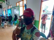 Warga Antusias Serbu Vaksinasi di Tiyuh Penumangan Baru