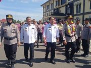 Wali Kota Metro Hadiri Prosesi Pedang Pora Saat Penyambutan Kapolres Metro