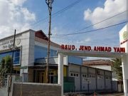 Direktur RSUD Jend. A Yani Metro Apresiasi Kinerja Juru Parkirnya