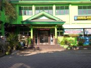 Kepsek SMP N 3 Metro: “Sekolah Mana Seragam Yang Tidak Beli”…!!!