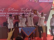 KPU Metro ; Pasangan Bambang – Rafieq No. Urut 1 dan Pasangan Wahdi – Qomaru No. Urut 2