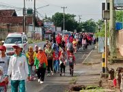 KPU Metro Gelar Jalan Sehat Jelang Pilkada serentak 27 November 2024
