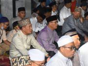 Harmoni di Hari Raya: Bupati dan Wakil Bupati Tubaba Laksanakan Sholat Ied Bersama Masyarakat