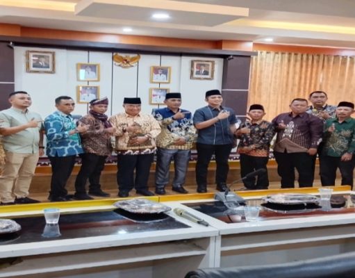 Pertemuan Bersejarah Forum Masyarakat Tanggamus (FORMAT) Dan Tiga Marga Adat Sampaikan Aspirasi Langsung Ke Bupati