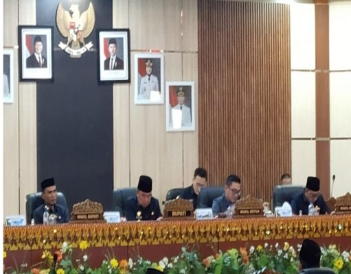 DPRD Tanggamus Gelar Rapat Paripurna, Bupati Saleh Asnawi Sampaikan Rancangan KUPA–PPAS Perubahan APBD Tahun 2026