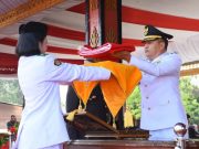 Bupati Novriwan Jaya Pimpin Upacara HUT ke-81 RI di Tubaba, Gaungkan Semangat Kemerdekaan dan Beri Penghargaan Strategis