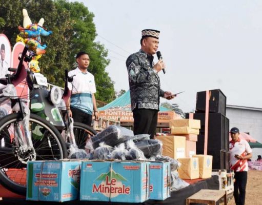 Wali Kota Metro Lepas Jalan Sehat Dalam Rangka Peringati HUT RI Ke – 81